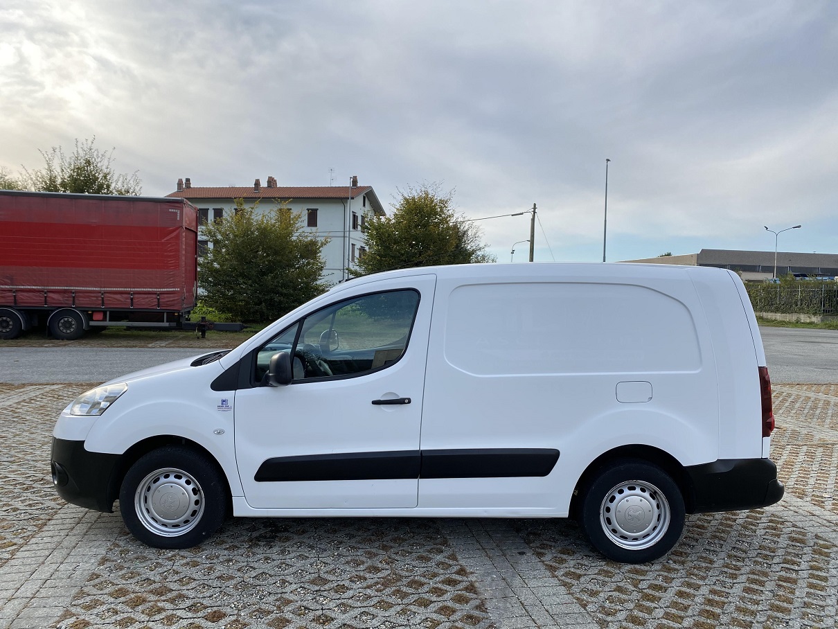 peugeot partner 6 posti
